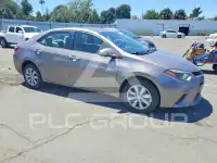 2015 Toyota COROLLA фото