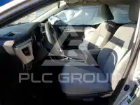 2015 Toyota COROLLA фото