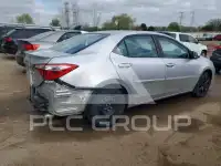 2015 Toyota COROLLA фото