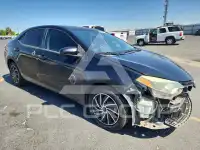 2015 Toyota COROLLA фото