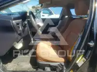 2015 Toyota COROLLA фото