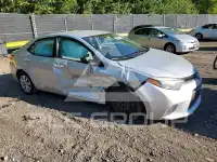 2015 Toyota COROLLA фото