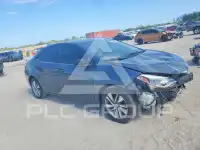2015 Toyota COROLLA фото