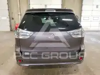 2015 Toyota SIENNA фото