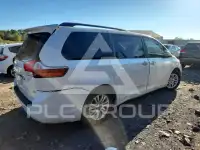 2015 Toyota SIENNA фото