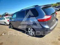 2015 Toyota SIENNA фото
