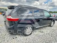2015 Toyota SIENNA photo