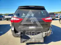 2015 Toyota SIENNA фото