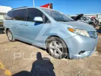 2015 Toyota SIENNA фото