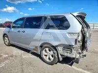 2015 Toyota SIENNA фото