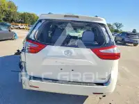 2015 Toyota SIENNA фото