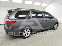 2015 Toyota SIENNA фото