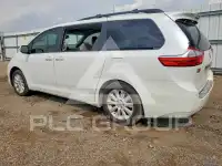 2015 Toyota SIENNA photo