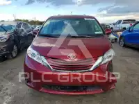 2015 Toyota SIENNA photo