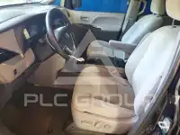 2015 Toyota SIENNA photo
