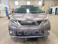 2015 Toyota SIENNA фото