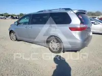 2015 Toyota SIENNA фото