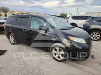 2015 Toyota SIENNA фото