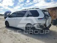 2015 Toyota SIENNA фото