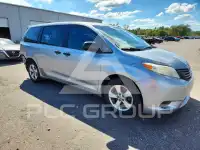 2015 Toyota SIENNA фото