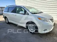 2015 Toyota SIENNA фото