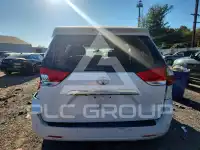2015 Toyota SIENNA фото