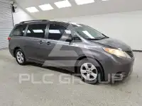 2015 Toyota SIENNA фото