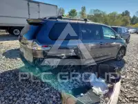 2015 Toyota SIENNA фото