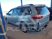 2015 Toyota SIENNA фото