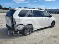 2015 Toyota SIENNA фото