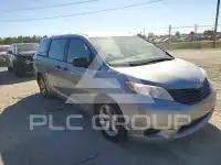 2015 Toyota SIENNA фото