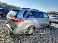 2015 Toyota SIENNA фото