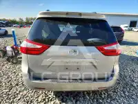 2015 Toyota SIENNA фото