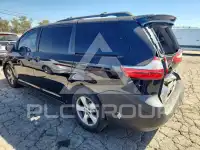 2015 Toyota SIENNA фото