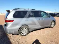 2015 Toyota SIENNA photo