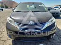 2015 Toyota SIENNA фото