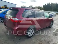 2015 Toyota SIENNA photo