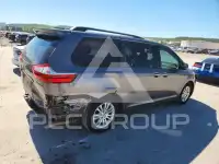 2015 Toyota SIENNA фото