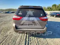 2015 Toyota SIENNA фото