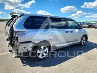 2015 Toyota SIENNA фото