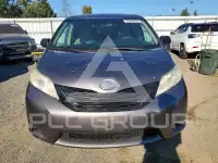 2015 Toyota SIENNA фото