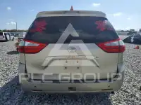2015 Toyota SIENNA photo