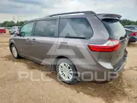 2015 Toyota SIENNA photo