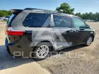 2015 Toyota SIENNA фото