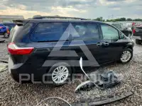 2015 Toyota SIENNA фото
