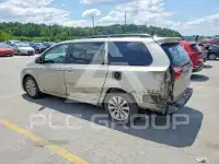 2015 Toyota SIENNA фото