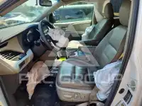 2015 Toyota SIENNA фото
