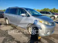 2015 Toyota SIENNA фото