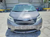 2015 Toyota SIENNA photo