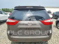 2015 Toyota SIENNA photo